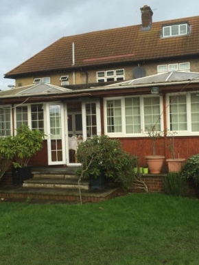 Отель Colnbrook Lodge Guest House  Slough